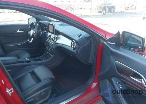 2016 Mercedes-Benz Cla 250 из США, поврежденный, VIN WDDSJ4EBXGN375808